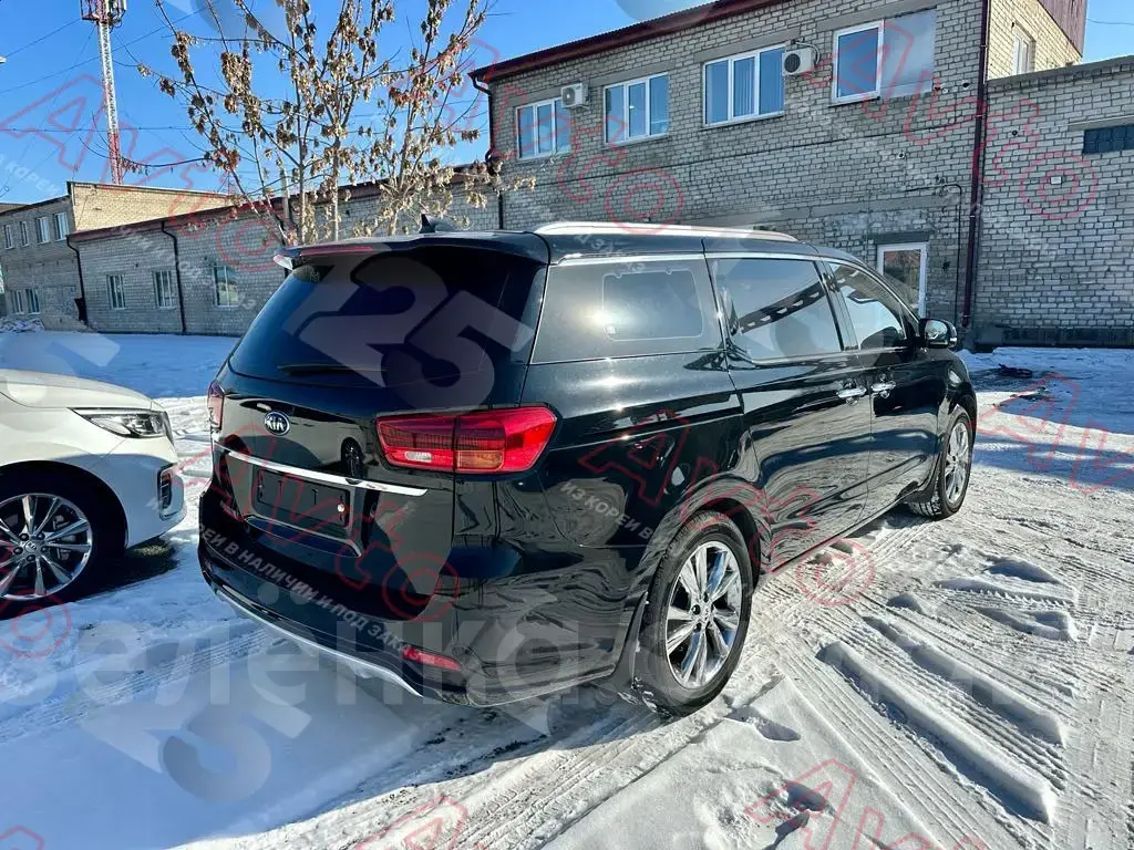 Продажа Kia Carnival, 2019 год, Уссурийск